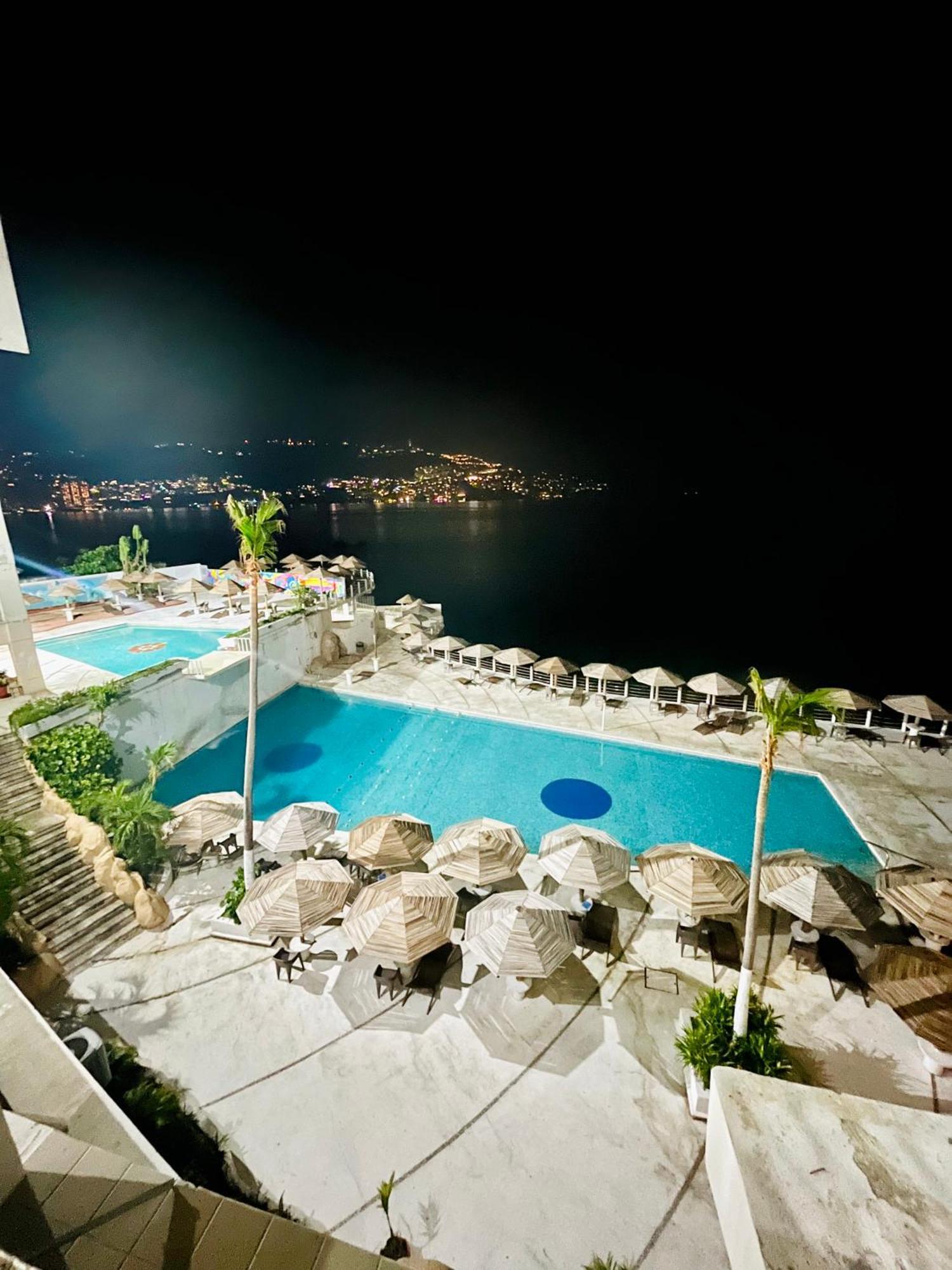 Torres Gemelas 2011 N Appart hôtel Acapulco